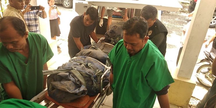 Dua Wartawan, Maraden Sianipar & Martua Siregar Diduga Korban Pembunuhan Dua Wartawan, Maraden Sianipar & Martua Siregar Diduga Korban Pembunuhan