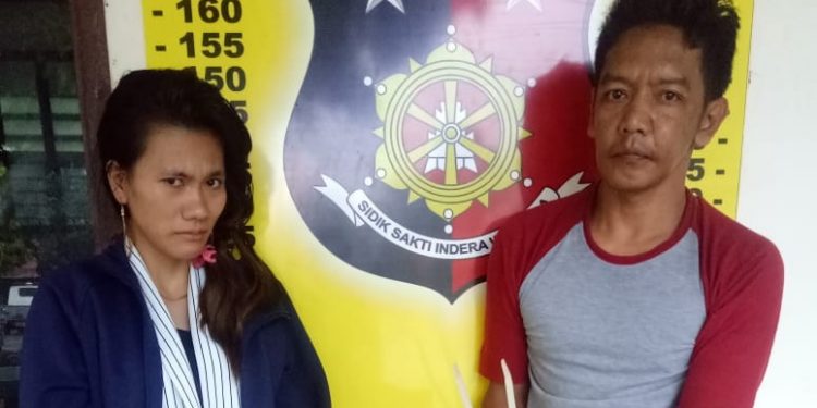 "Nyanyian" Anto Seret Novi ke Balik Jeruji Besi "Nyanyian" Anto Seret Novi ke Balik Jeruji Besi