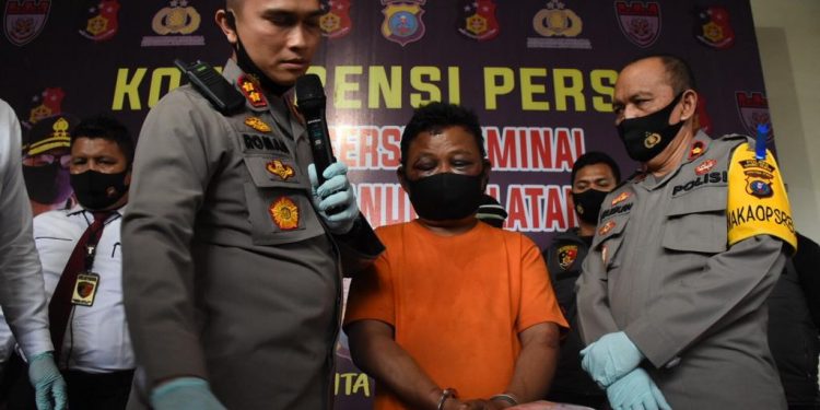 Berdalih Buang Setan yang Bersemayam, Gadis 17 Tahun di Tapsel Korban Dukun Cabul Berdalih Buang Setan yang Bersemayam, Gadis 17 Tahun di Tapsel Korban Dukun Cabul