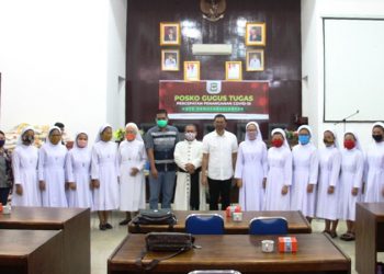 Walikota Siantar Serahkan Bantuan Sembako untuk Yayasan Vita Dulcedo