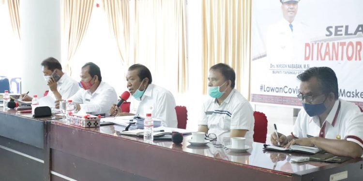 Wabup Taput Pimpin Rapat Finalisasi Standar Satuan Harga TA. 2022