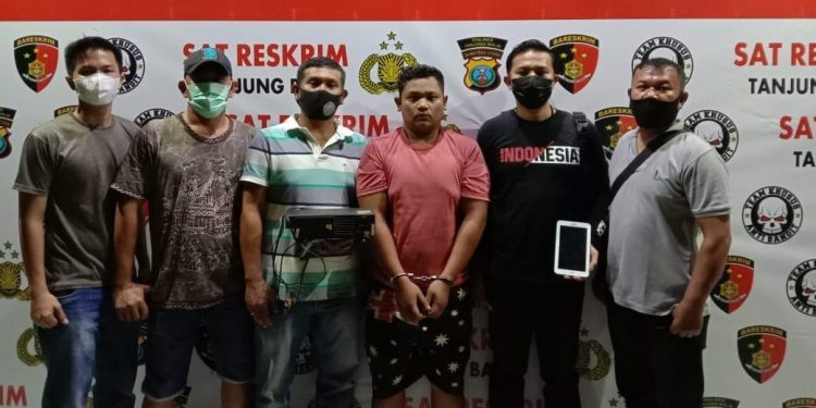Rudi Sirait Ditangkap Bongkar Rumah. Curi PS 2, TV dan Tablet