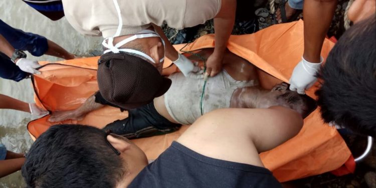 Warga Temukan Mayat Mengapung saat Menjala Ikan