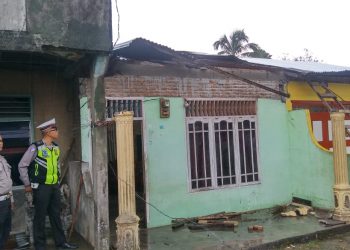 Dihantam Puting Beliung, 3 Rumah di Sidamanik Rusak