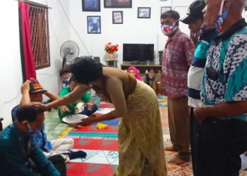 Boras Sipir Ni Tondi dari Warga Marubun Jaya untuk TPS