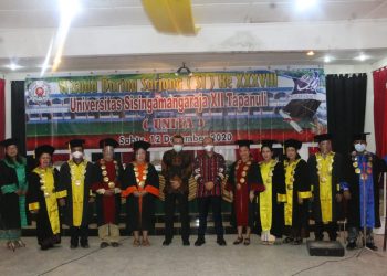 Bupati Taput Hadiri Wisuda Daring Sarjana ke- 38 UNITA