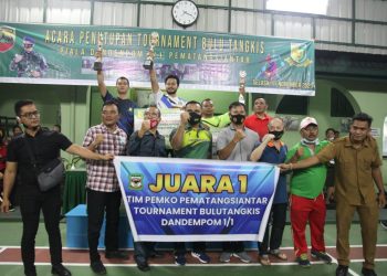 Pemko Siantar Raih Juara 1 Tournament Bulutangkis Dandenpom