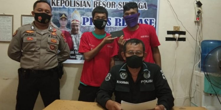 Jambret HP Anak dari Rumah, Dua Pria Ini Masuk Sel Polres Sibolga