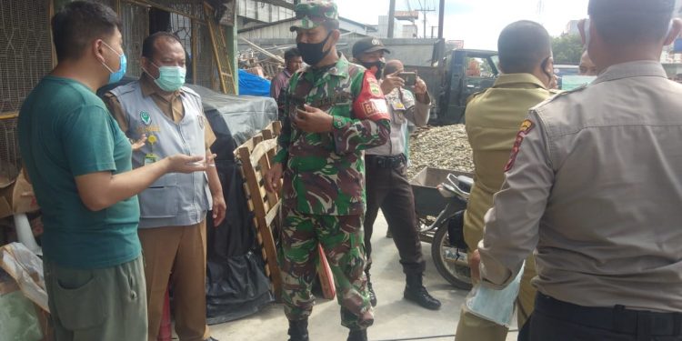 Kodim 0208/Asahan Melalui Anggota Koramil 11/Simpang Empat Gelar Operasi Yustisi Mobile Bersama Instansi Terkait
