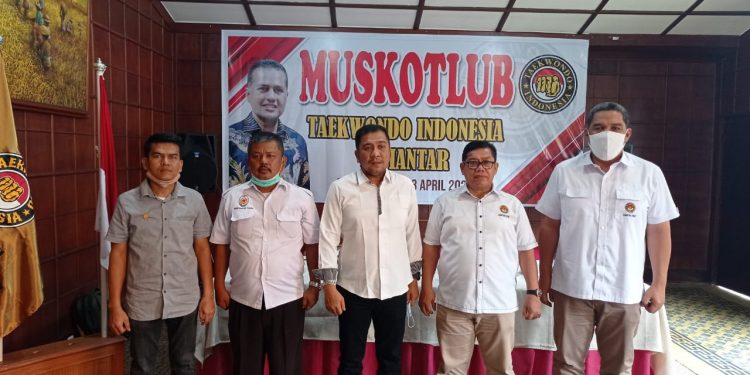 Terpilih Aklamasi, Hendra Pardede Pimpin Taekwondo Indonesia di Siantar Terpilih Aklamasi, Hendra Pardede Pimpin Taekwondo Indonesia di Siantar