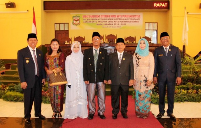 Efendi Siregar dan Herri Agus Siahaan Jadi Anggota DPRD Siantar