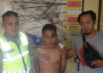 Sempat Kejar-kejaran, Tangan Anggota Polantas Digigit Pria Bersenpi
