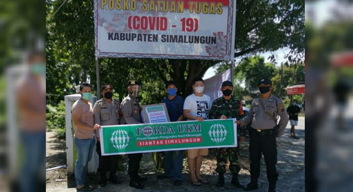 Kapolres Simalungun Apresiasi Forda UKM Siantar Simalungun yang Sumbangkan 1200 Masker Kapolres Simalungun Apresiasi Forda UKM Siantar Simalungun yang Sumbangkan 1200 Masker