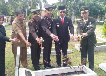 Peringati Harkitnas 2019 di Siantar, Forkopimda Upacara dan Ziarahi Maklam Pahlawan