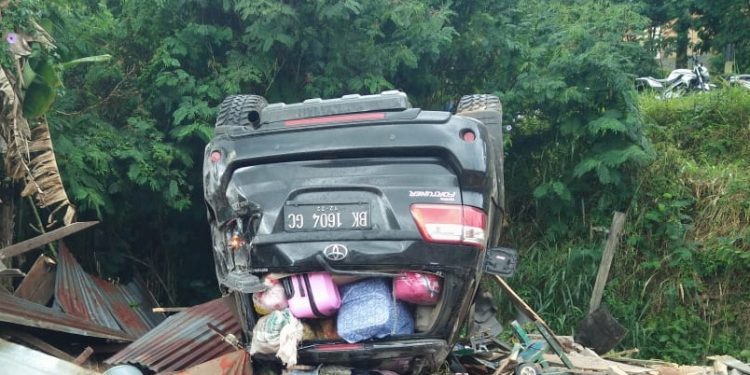 Kecelakaan Mobil Rubuhkan Rumah Boru Tobing di Tarutung, Begini Nasib Penghuninya...