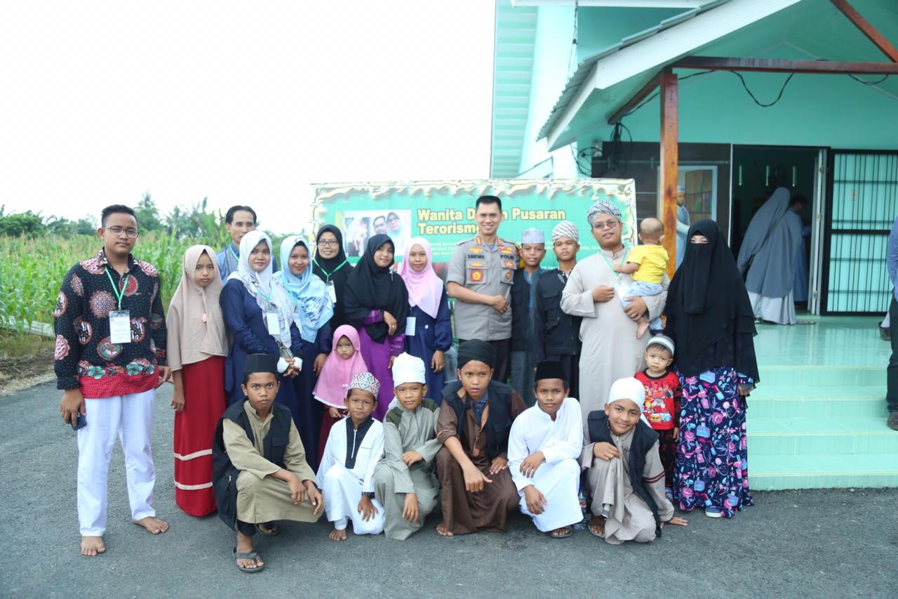 Lawan dan Cegah Terorisme, ada Galeri Perdamaian di Ponpes Al Hidayah