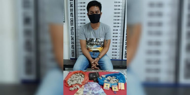 Charles Situmeang Simpan Ganja di Bawah Kandang Ayam