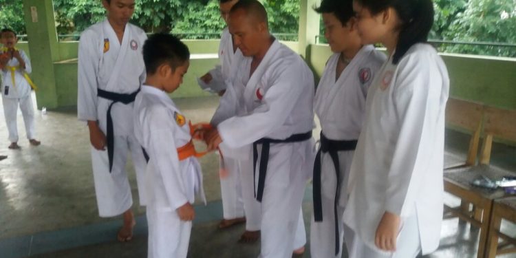 Olah Raga Bela Diri Gashuku Kota Siantar Gelar Ujian Kenaikan Sabuk Olah Raga Bela Diri Gashuku Kota Siantar Gelar Ujian Kenaikan Sabuk