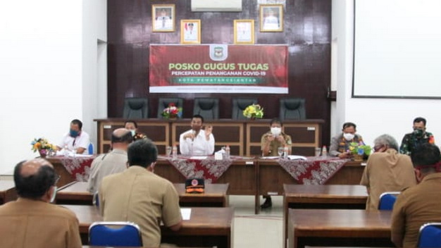 Gugus Tugas Bahas Tindak Lanjut Percepatan Penanganan Covid-19 di Kota Siantar Gugus Tugas Bahas Tindak Lanjut Percepatan Penanganan Covid-19 di Kota Siantar