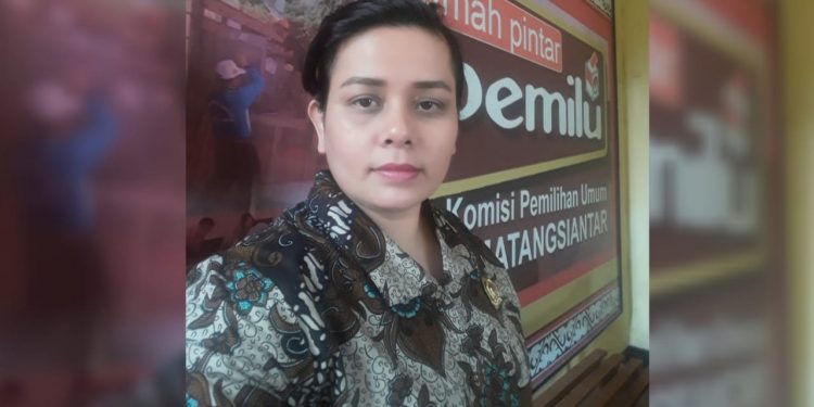 Maju dari Jalur Independen, Calon Harus Serahkan Bukti Dukungan pada 11 Desember 2019 Hingga 5 Maret 2020 Maju dari Jalur Independen, Calon Harus Serahkan Bukti Dukungan pada 11 Desember 2019 Hingga 5 Maret 2020
