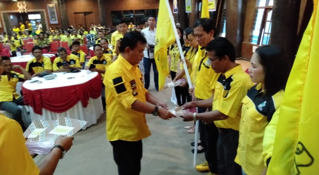 Ketua DPC Golkar se-Kabupaten Tapanuli Utara Dilantik Ketua DPC Golkar se-Kabupaten Tapanuli Utara Dilantik