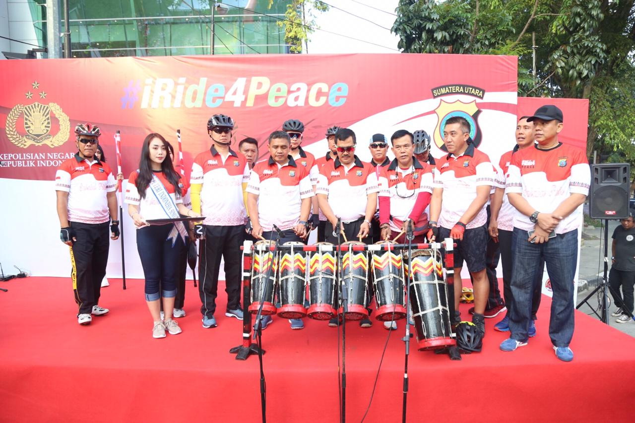 Ribuan Pesepeda Ikuti Iride4Peace di Medan