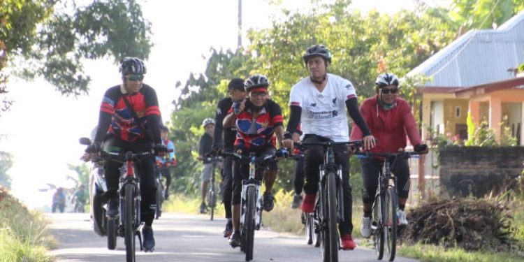 Hefriansyah Gowes Bareng Ratusan Pesepeda Siantar Sejauh 25 Km