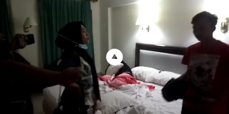 Video Istri Gerebek Suami dan Perempuan Lain di Kamar Hotel, Ternyata Sudah Hamil 2 Bulan