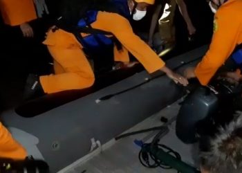 Liburan Bersama Teman, Dua Remaja Hanyut, Satu Selamat