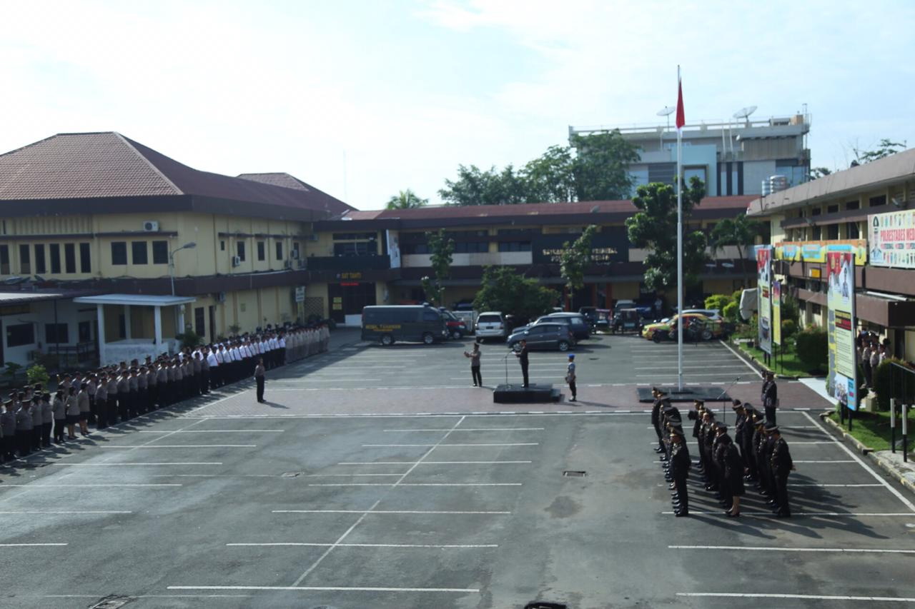 Peringatan Hari Pahlawan "Semangat Pahlawan di Dadaku" Peringatan Hari Pahlawan "Semangat Pahlawan di Dadaku"