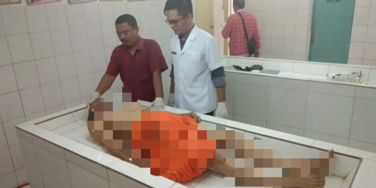 Tinggal Sendirian, Hasan Warga Jalan Mojopahit Ditemukan Tewas di Kamar Mandi