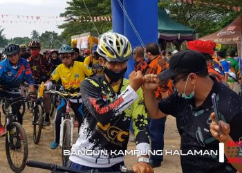 Bang Hasim Ramaikan Gowes Merdeka Bareng GUPS di Ujung Padang