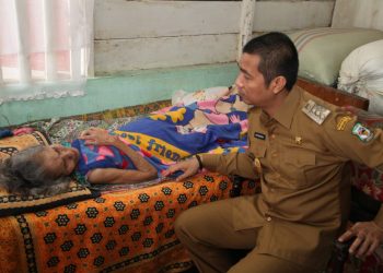 Kelilingi 3 Kecamatan, Hefriansyah Kunjungi Warga yang Sakit hingga Tinjau Budidaya Jangkrik