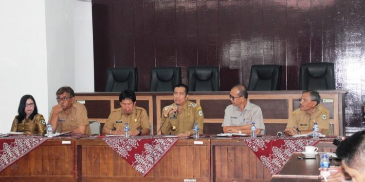 Hefriansyah Tegaskan OPD Harus Semangat Wujudkan Siantar Semakin Mantap, Maju, dan Jaya Hefriansyah Tegaskan OPD Harus Semangat Wujudkan Siantar Semakin Mantap, Maju, dan Jaya