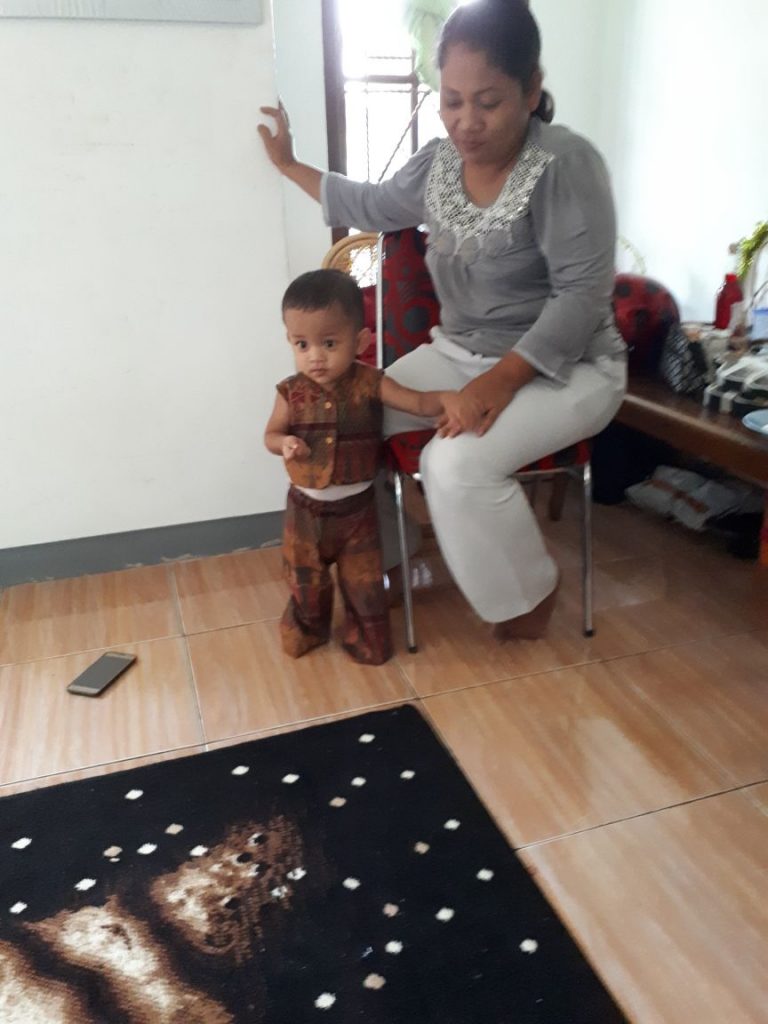 Pernikahan Margomgom Lanjut, Helen Eunika Turnip Diusir dari Halaman Gereja