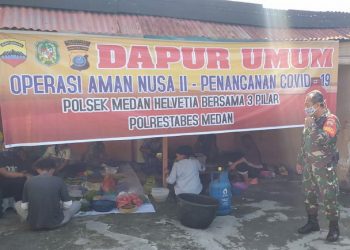 Polsek Medan Helvetia Dirikan Dapur Umum Siapkan Makanan Masyarakat
