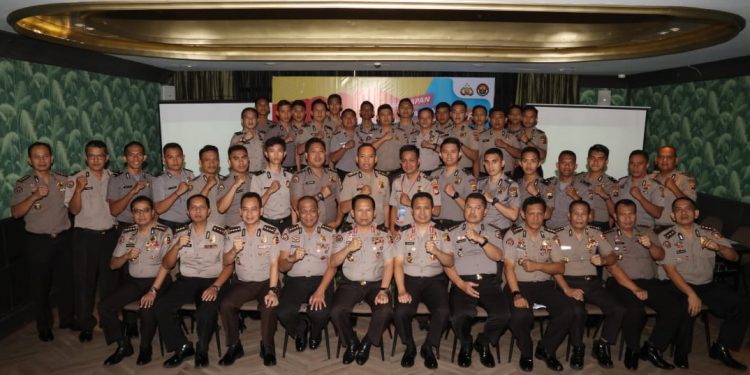 Humas Polres Nias Ikuti Work Shop Pemantapan Produk Kreatif Humas Polres Nias Ikuti Work Shop Pemantapan Produk Kreatif