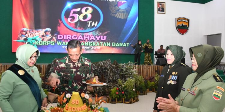 Selamat Hari Ulang Tahun Ke-58 Korps Wanita Angkatan Darat Selamat Hari Ulang Tahun Ke-58 Korps Wanita Angkatan Darat