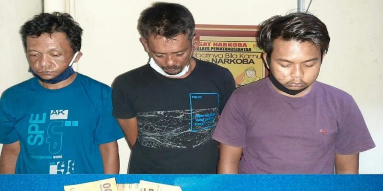 Polres Siantar Ungkap Sindikat Narkoba yang Libatkan Oknum Pegawai PDAM Polres Siantar Ungkap Sindikat Narkoba yang Libatkan Oknum Pegawai PDAM