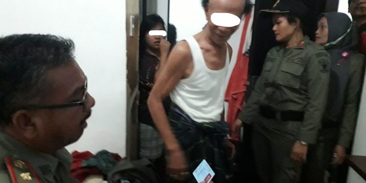 Alamak! Opung-Opung 75 dan 60 Tahun yang Lagi On Terjaring Razia Pekat di Siantar
