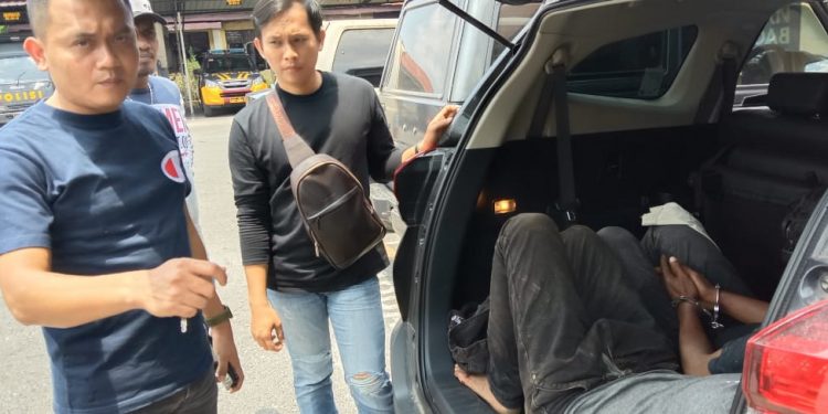 Sebulan Jabat Kasat Reskrim di Siantar, Iptu Nur Istiono Tangkapi Pelaku Jambret, Judi dan Curas Sebulan Jabat Kasat Reskrim di Siantar, Iptu Nur Istiono Tangkapi Pelaku Jambret, Judi dan Curas