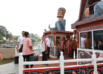 Kedatangan Iriana Jokowi Memantik Pamor Destinasi Danau Toba