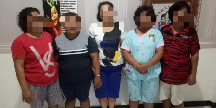 Ketangkap Main Leng, Lima IRT Digiring Ke Polres Siantar