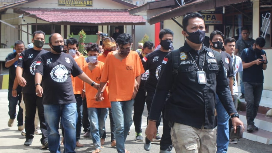 Injak Kaki Pengunjung Warung Tuak saat Berjoget, Lukman Siregar Dihabisi Lima Pria