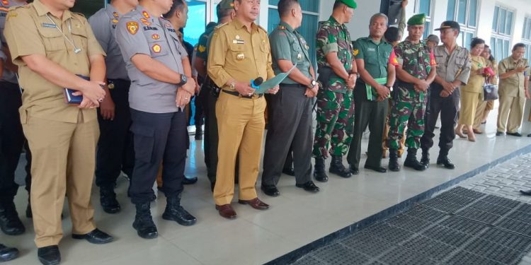 Antipasi Penyebaran Virus Carona, Pemkab Taput Umumkan Isolasi Diri