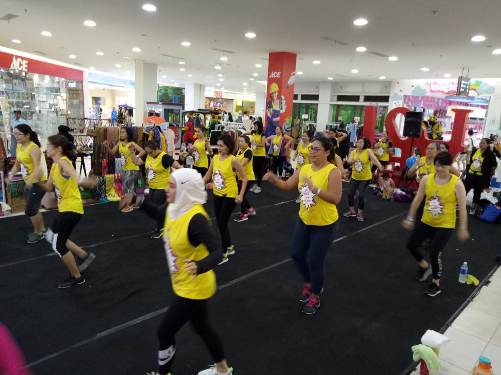 Tiga Tahun Berkiprah, Jazzercise Jakarta Serukan " Be Your Own Hero" di Hari Pahlawan Tiga Tahun Berkiprah, Jazzercise Jakarta Serukan " Be Your Own Hero" di Hari Pahlawan