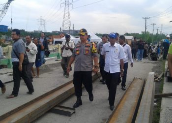 Jembatan Amblas di Titi Dua Sicanang Belawan, Kapolres Tinjau Lokasi