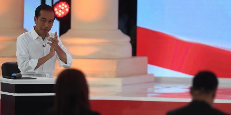 Jokowi Sentil Prabowo Punya Lahan Ratusan Ribu Hektar di Kaltim dan Aceh