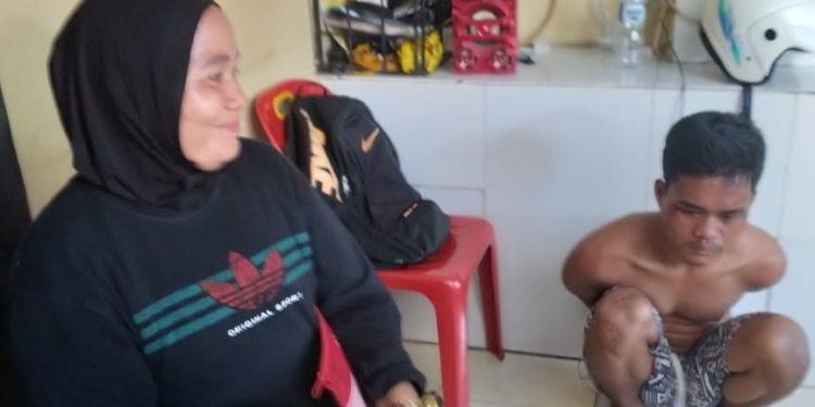 Menjambret, Josua Situmorang Dibekuk Babinsa Koramil 02/MT Kodim 0201/BS Menjambret, Josua Situmorang Dibekuk Babinsa Koramil 02/MT Kodim 0201/BS