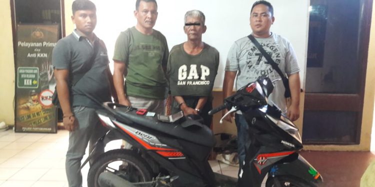 Seorang Petani di Madina Ditangkap Curi Sepedamotor